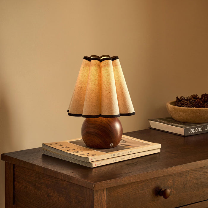 Astra Scallop Rechargeable Lamp - Natural - DUSK
