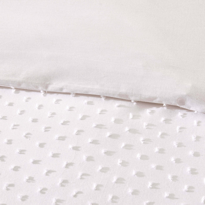 Clipped Jacquard Dobby 100% Cotton Duvet Cover & Pillowcase Set - White - DUSK