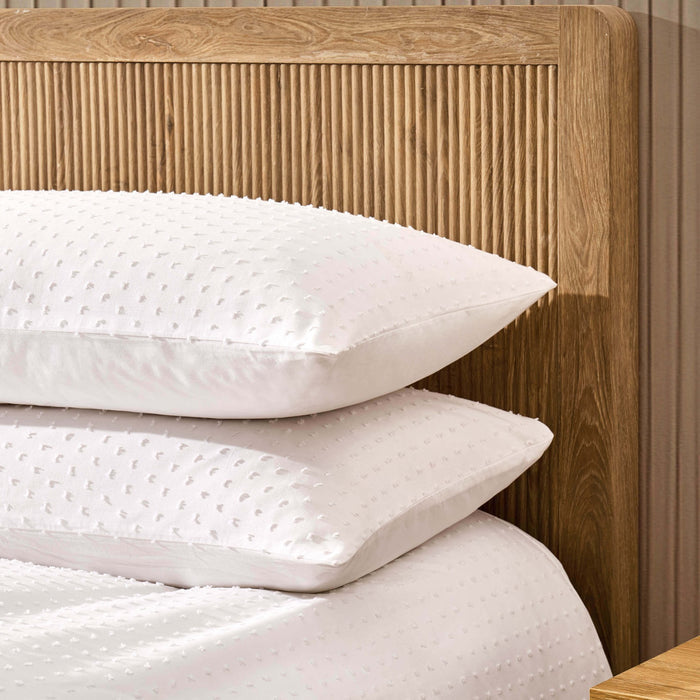 Clipped Jacquard Dobby 100% Cotton Duvet Cover & Pillowcase Set - White - DUSK