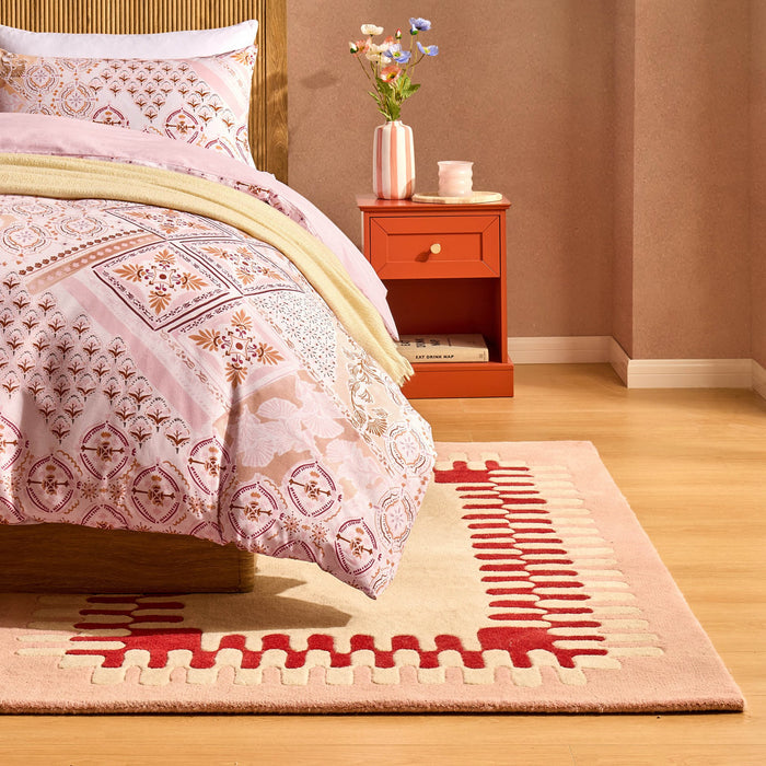 Waverly Hand Tufted Wavy Edge Rug - Natural/ Pink - DUSK